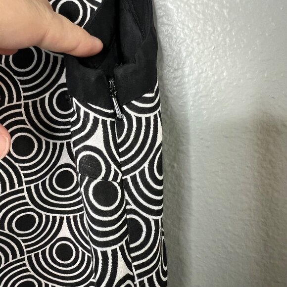 Tibi‎ Black and White Shift Mini Dress Size 4 Geometric Retro Sleeveless - Picture 5 of 9